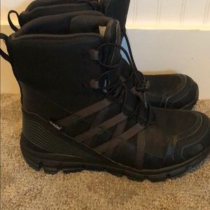 north face snow sneaker